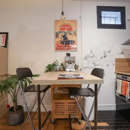 Quiet Apt On Courtyard Near Montmartre
